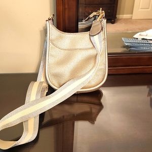 NEW Cross body, thick strap purse, bag gold shimmer